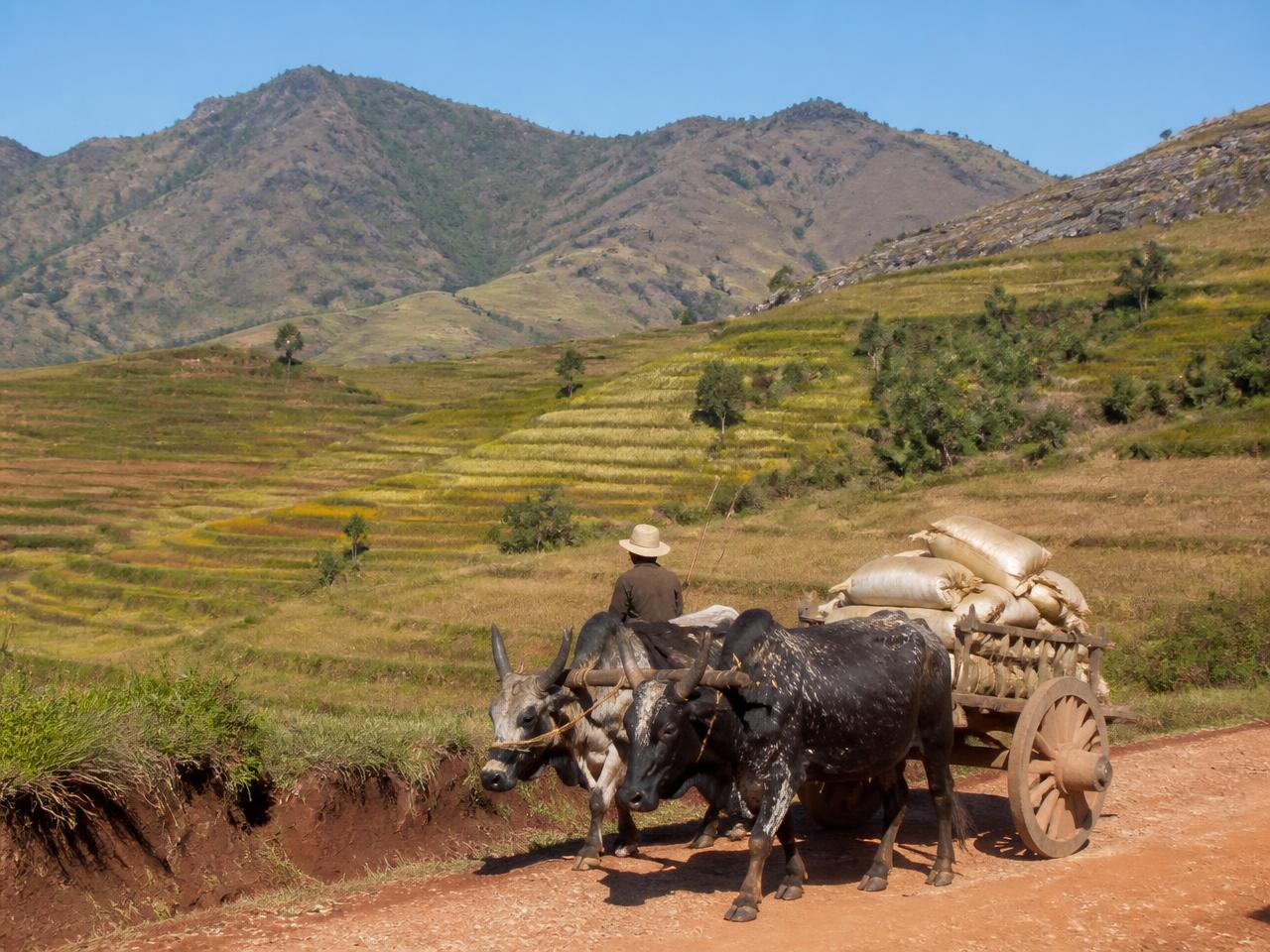 Tana – Antsirabe (170 km)